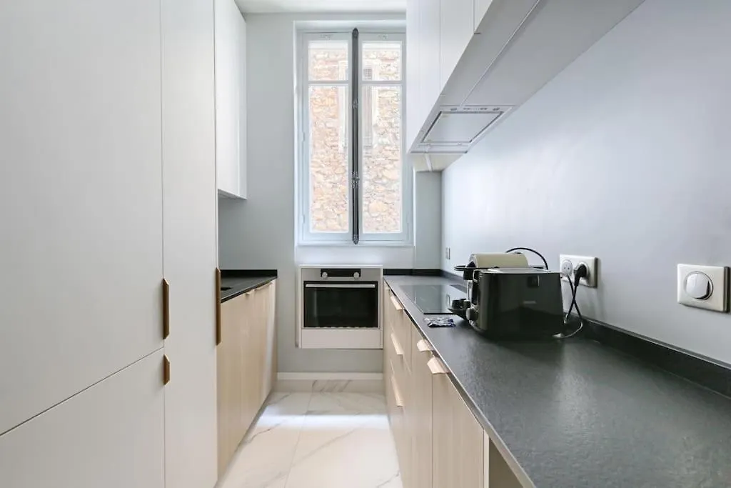 Champs Elysees Marbeuf Magnifique Appartement 4P Paris France