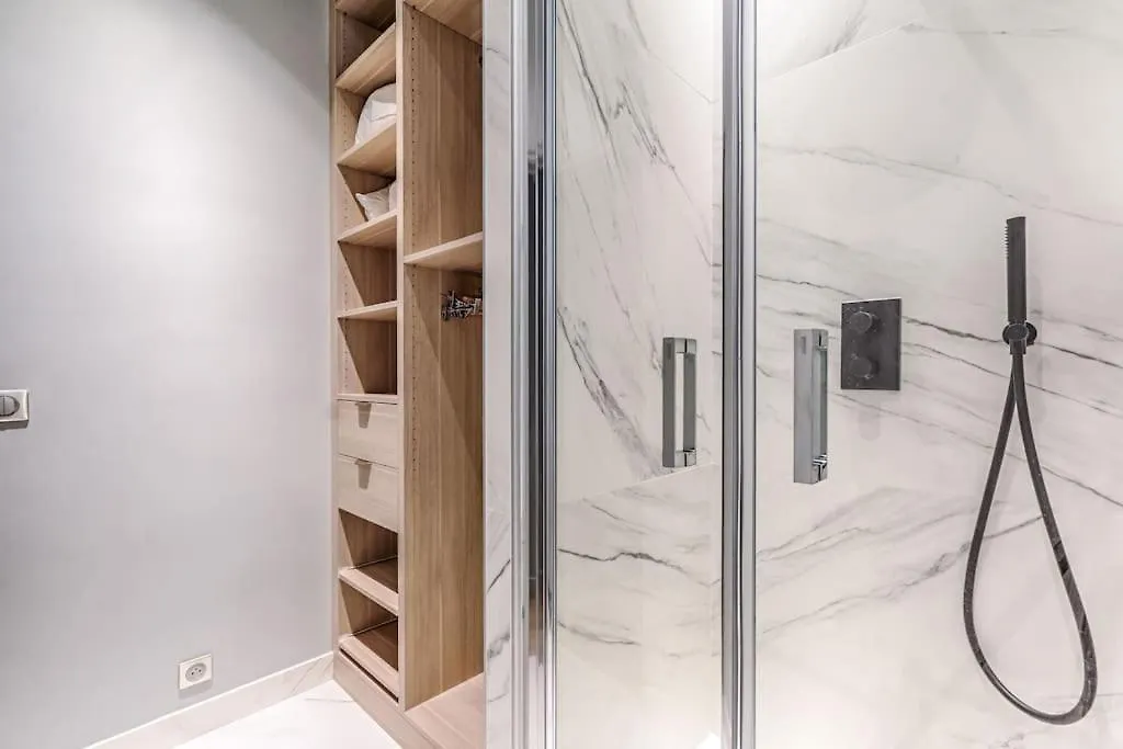Apartamento Champs Elysees Marbeuf Magnifique Appartement 4P París